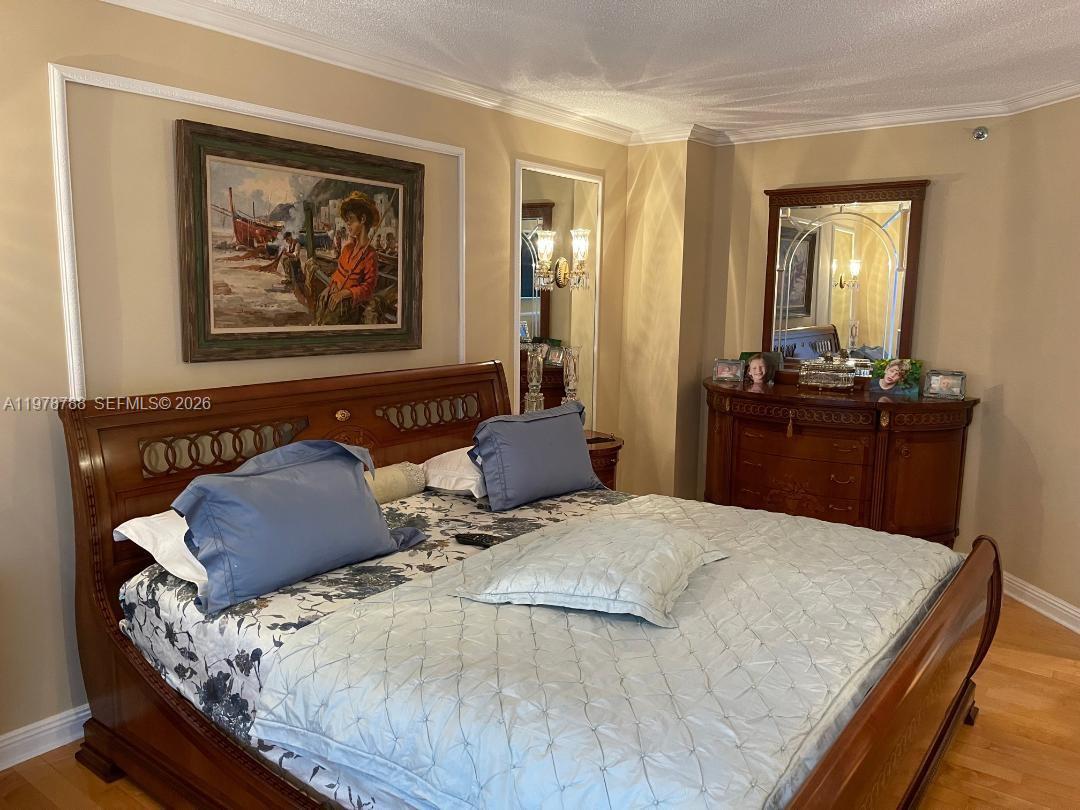 OCEANIA II CONDO - Residential