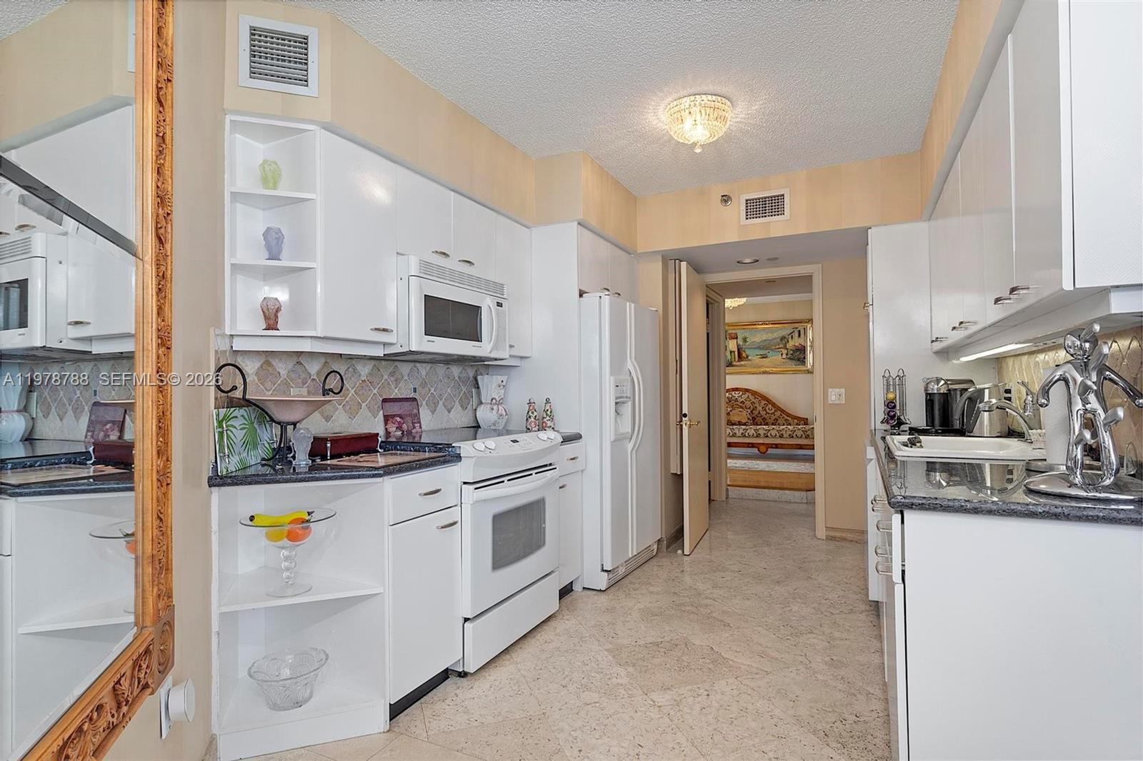 OCEANIA II CONDO - Residential