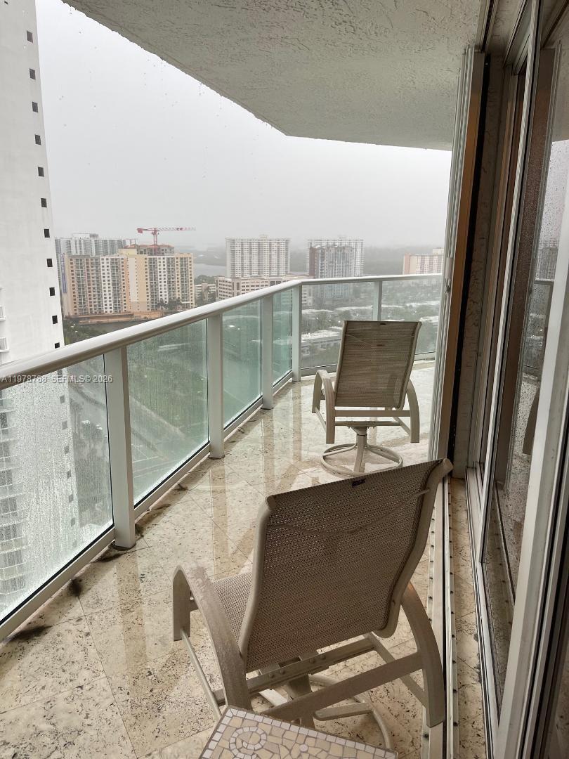 OCEANIA II CONDO - Residential