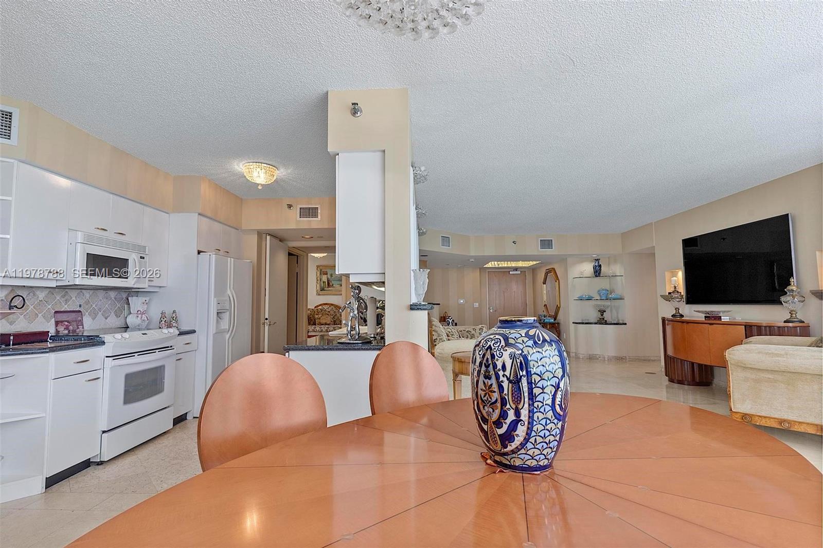 OCEANIA II CONDO - Residential