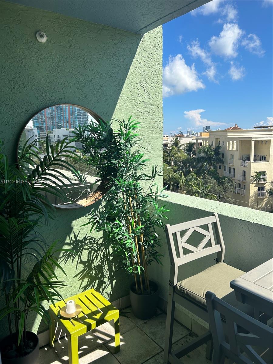 YACHT CLUB AT PORTOFINO C - Residential Lease