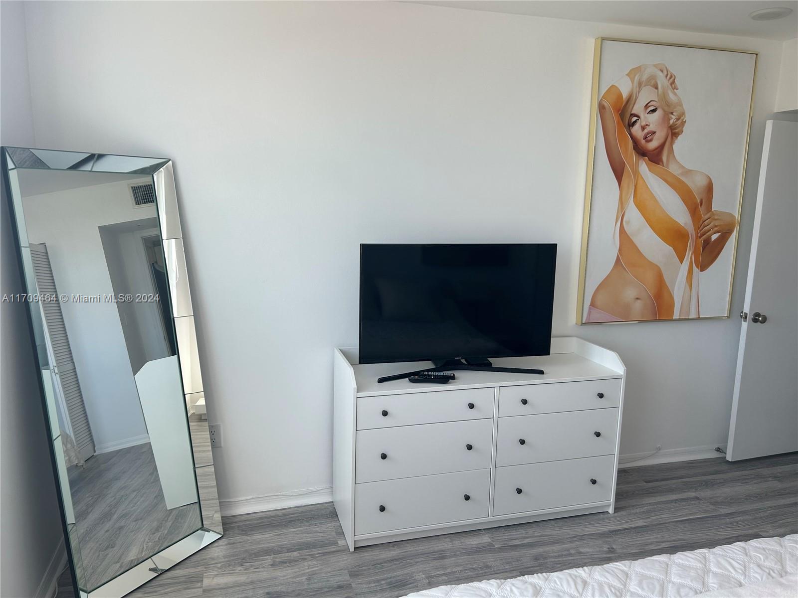 YACHT CLUB AT PORTOFINO C - Residential Lease