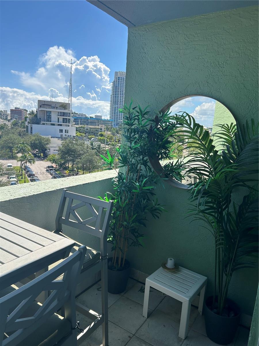 YACHT CLUB AT PORTOFINO C - Residential Lease