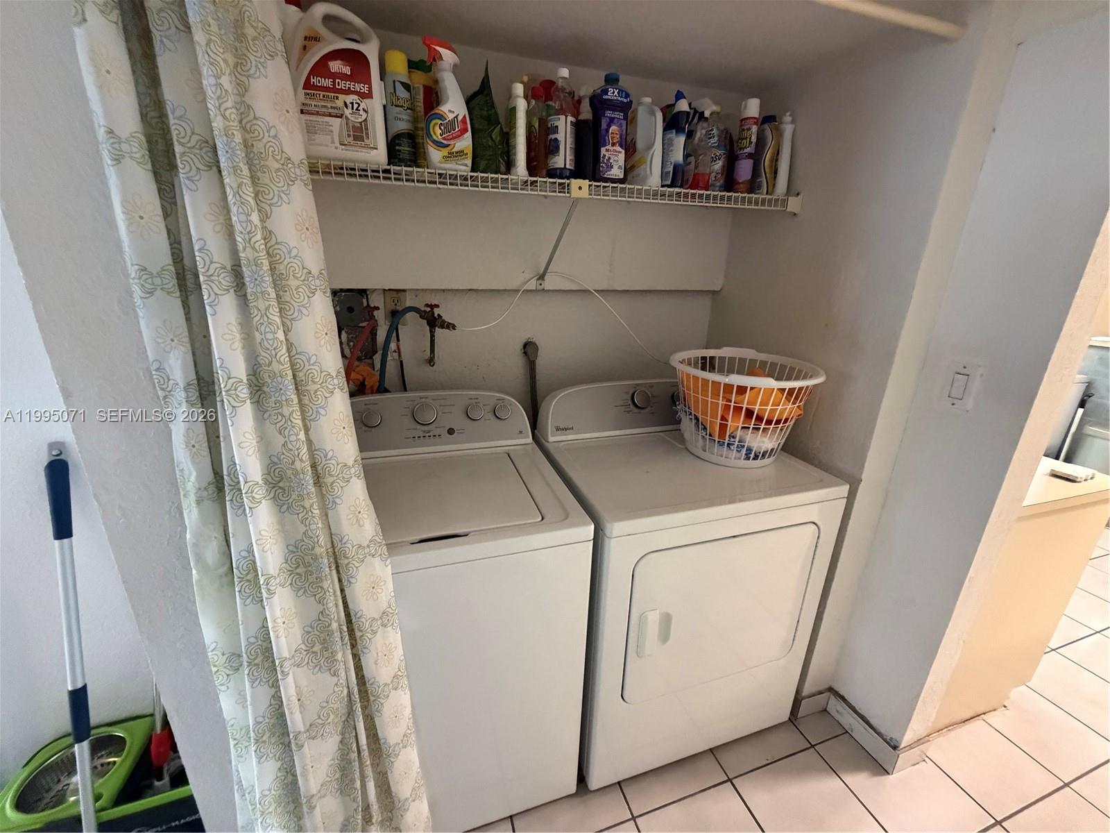 SUB OF PB 2-17 - Residential