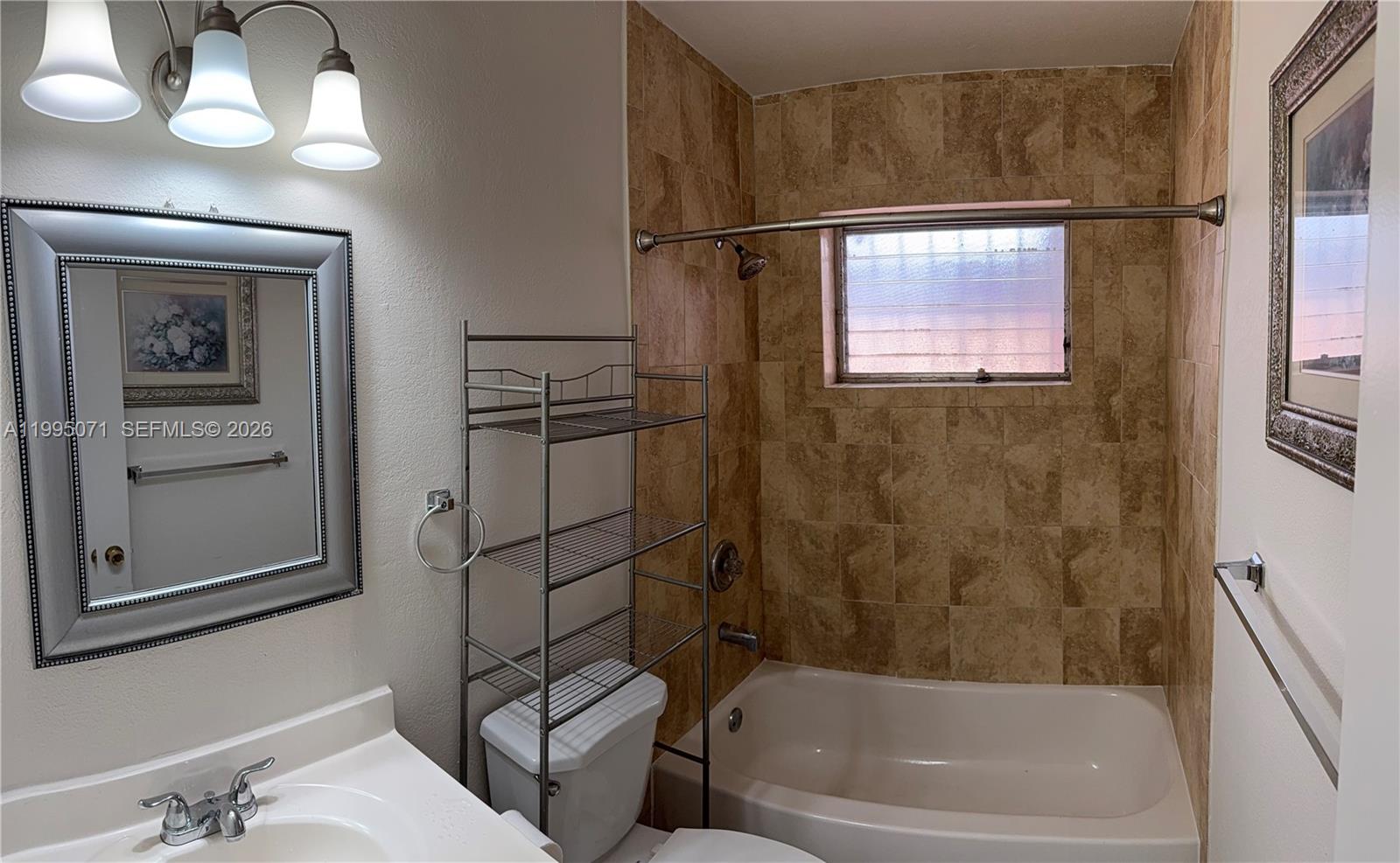 SUB OF PB 2-17 - Residential