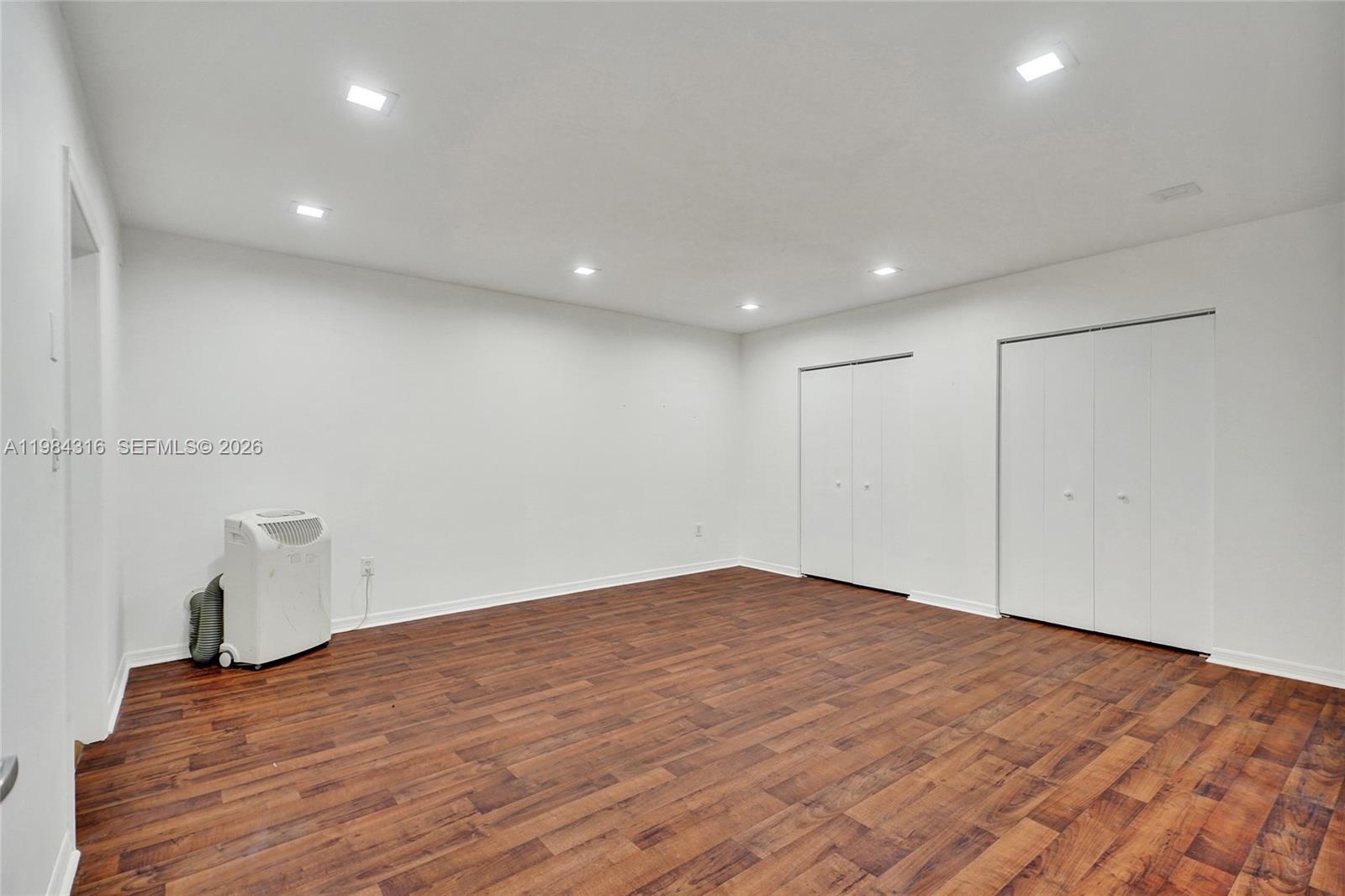 BAY HARBOR ISLAND - Residential Lease