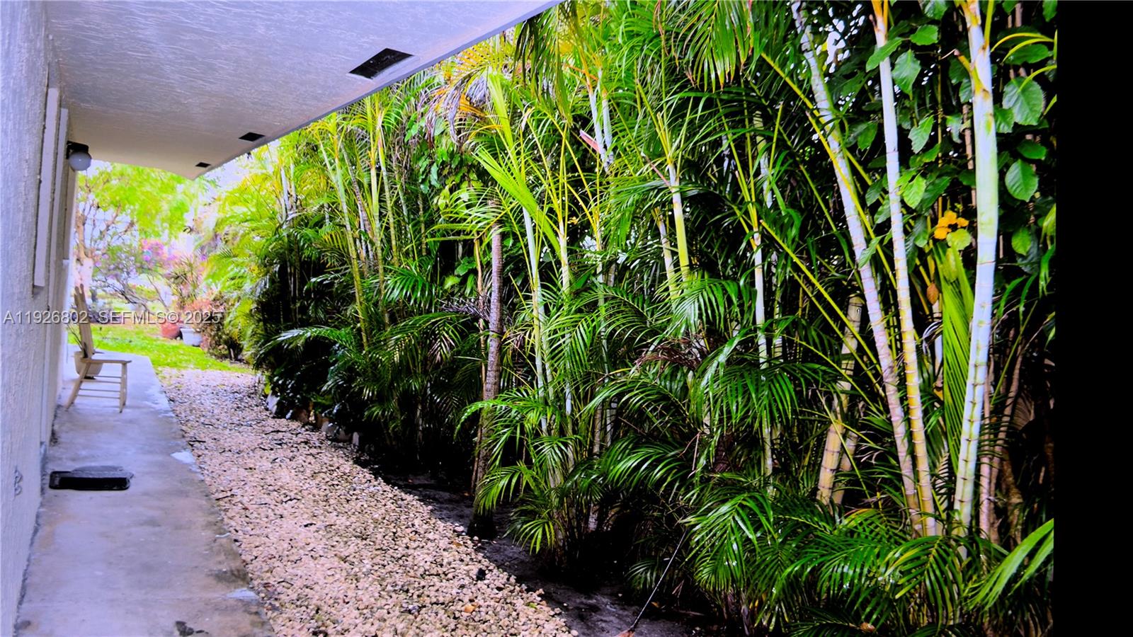 DANIA HOMESITES - Residential Lease