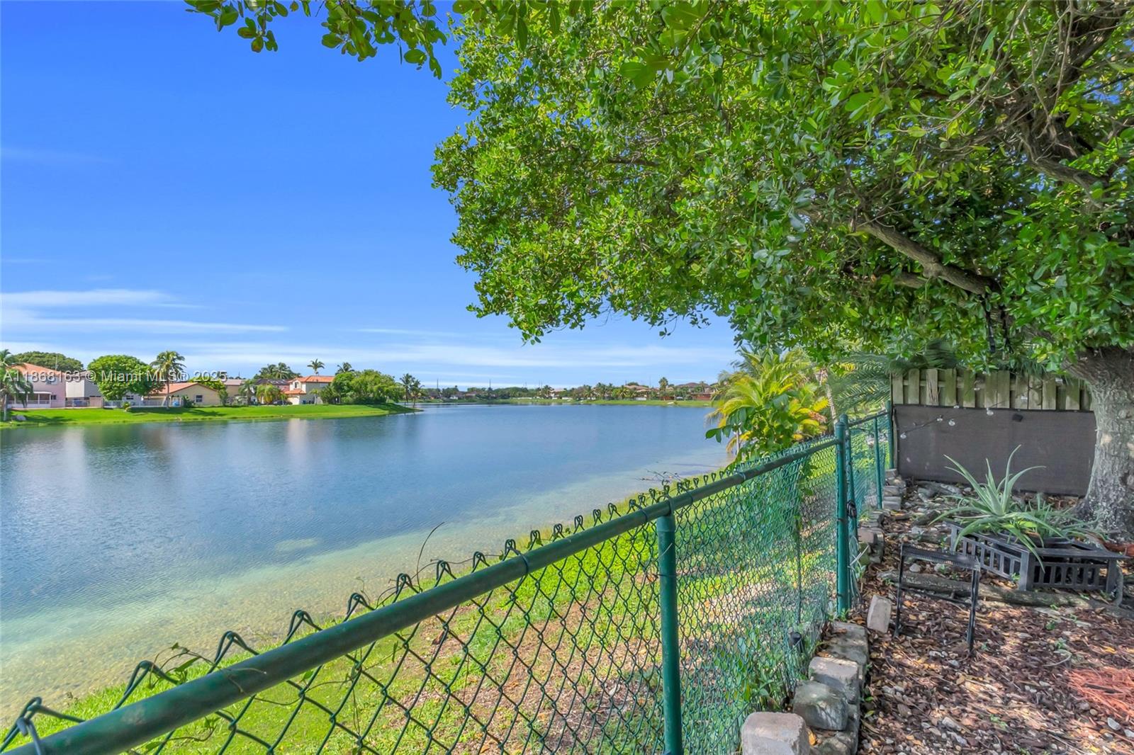 FOUR LAKES SEC 7 - Residential