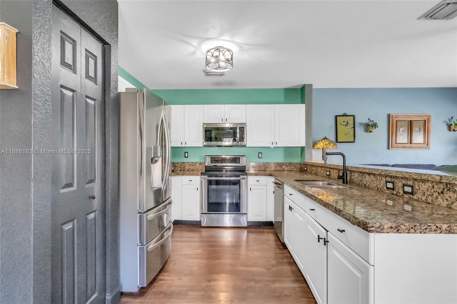 FOUR LAKES SEC 7 - Residential