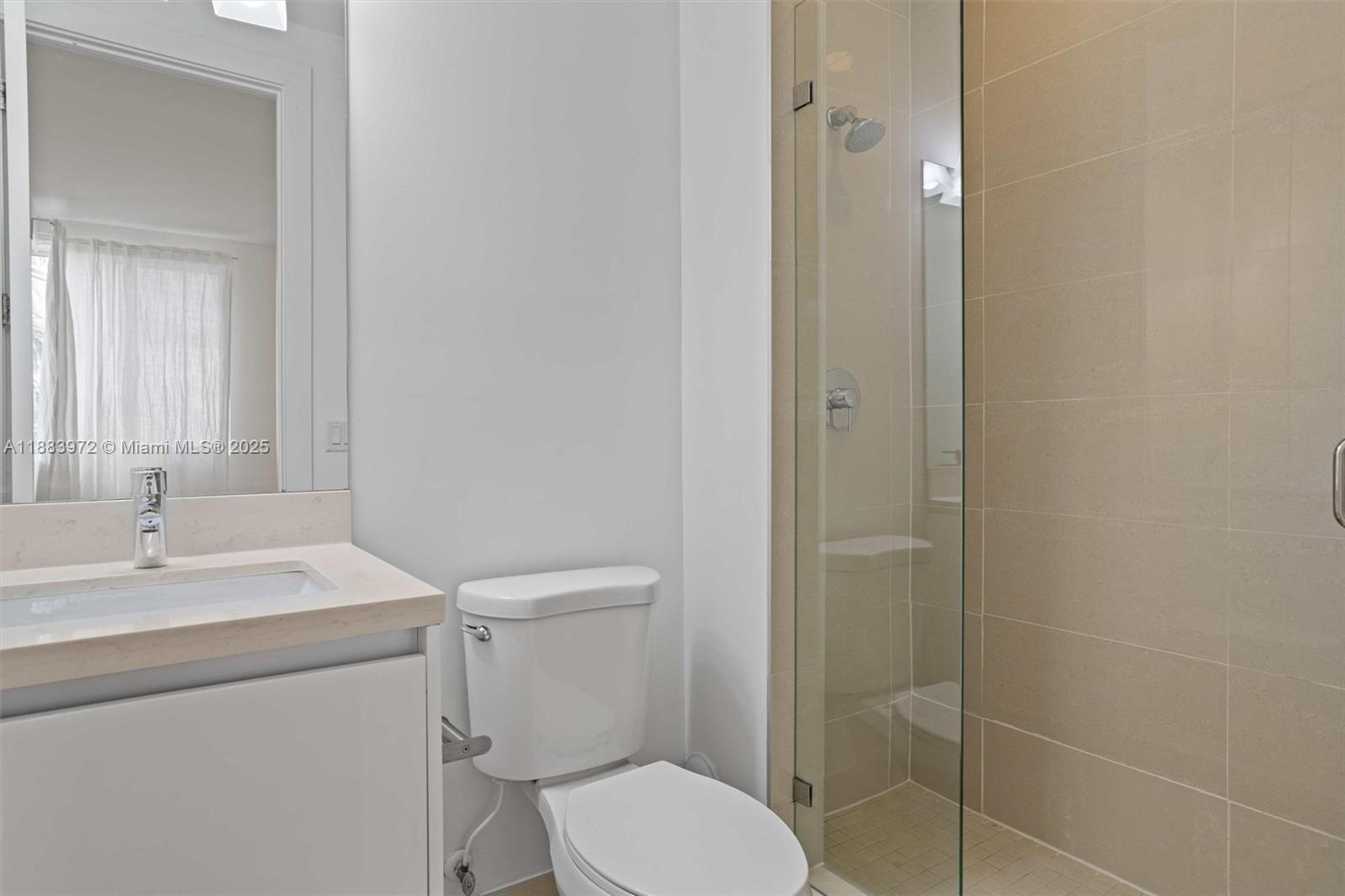 DORAL COMMONS RESIDE - Residential Lease