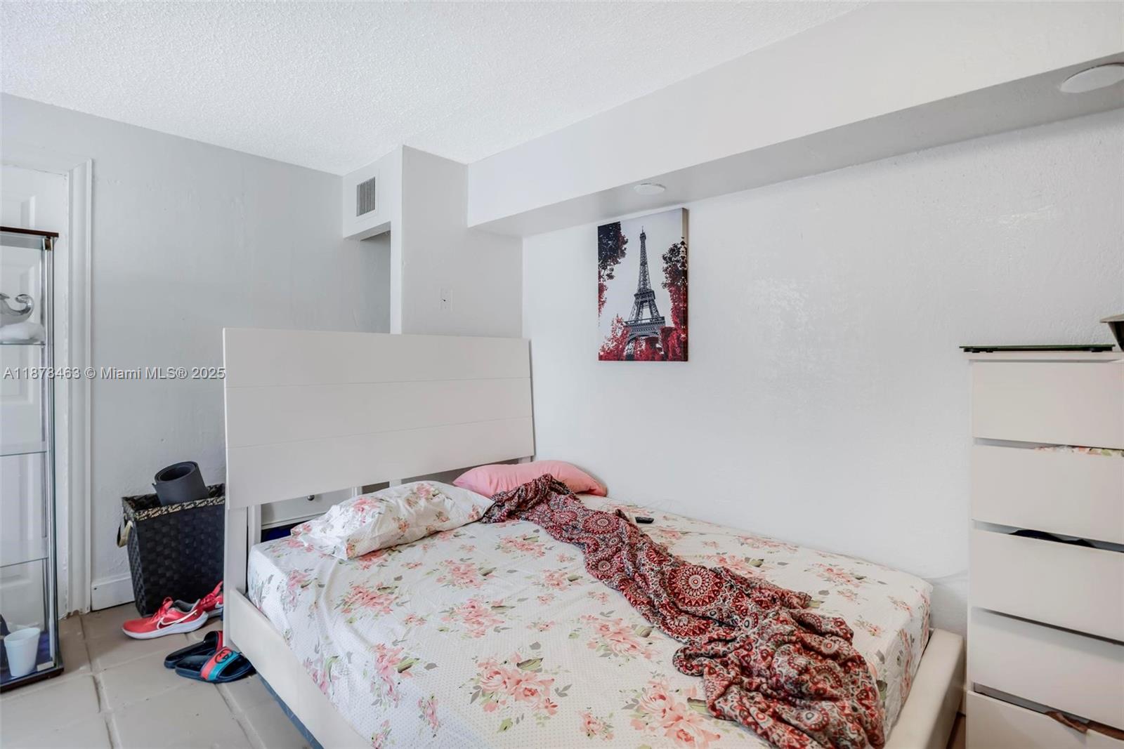 HOLLEMAN MANOR NO 2 2ND A - Residential