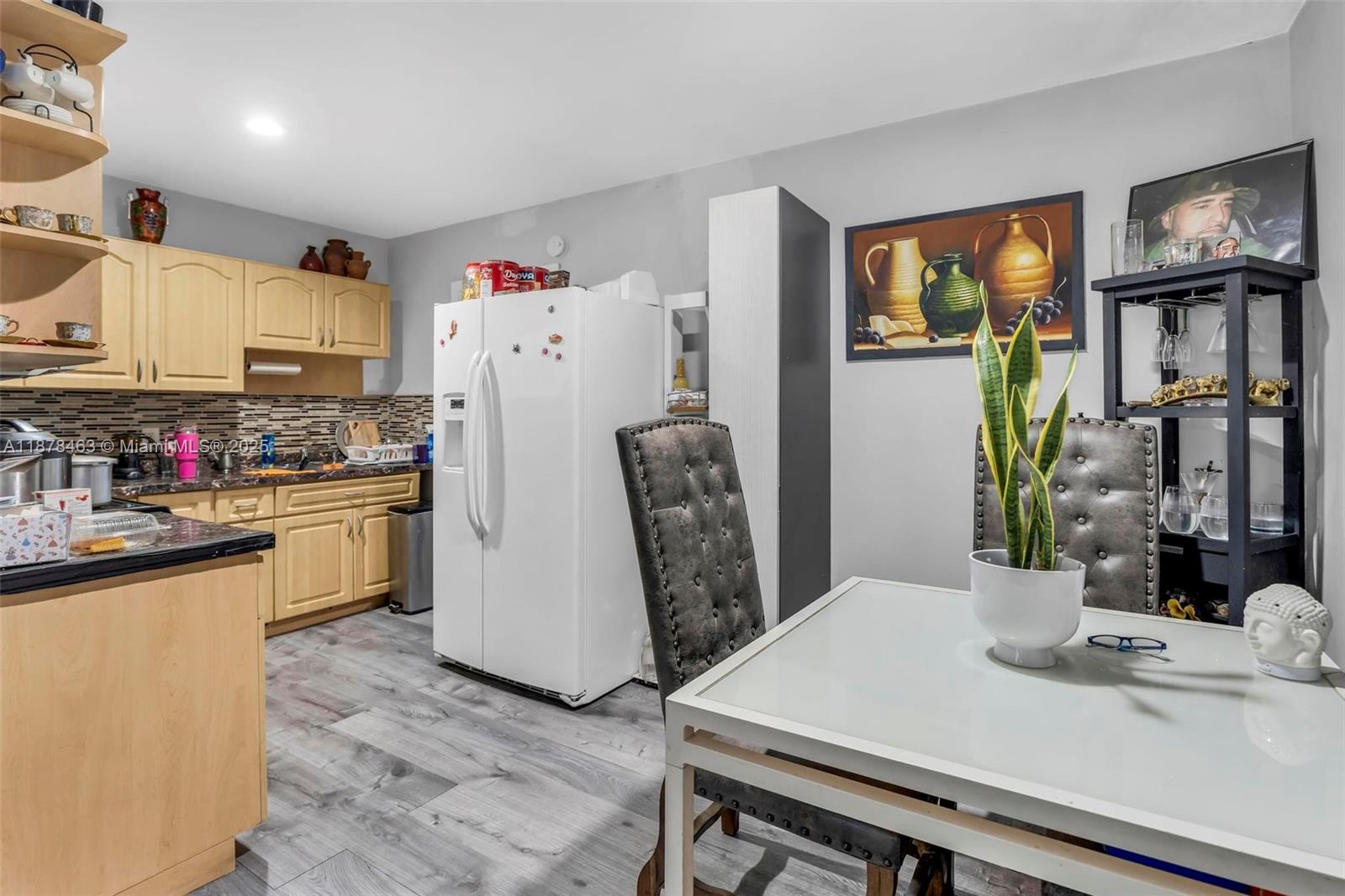 HOLLEMAN MANOR NO 2 2ND A - Residential