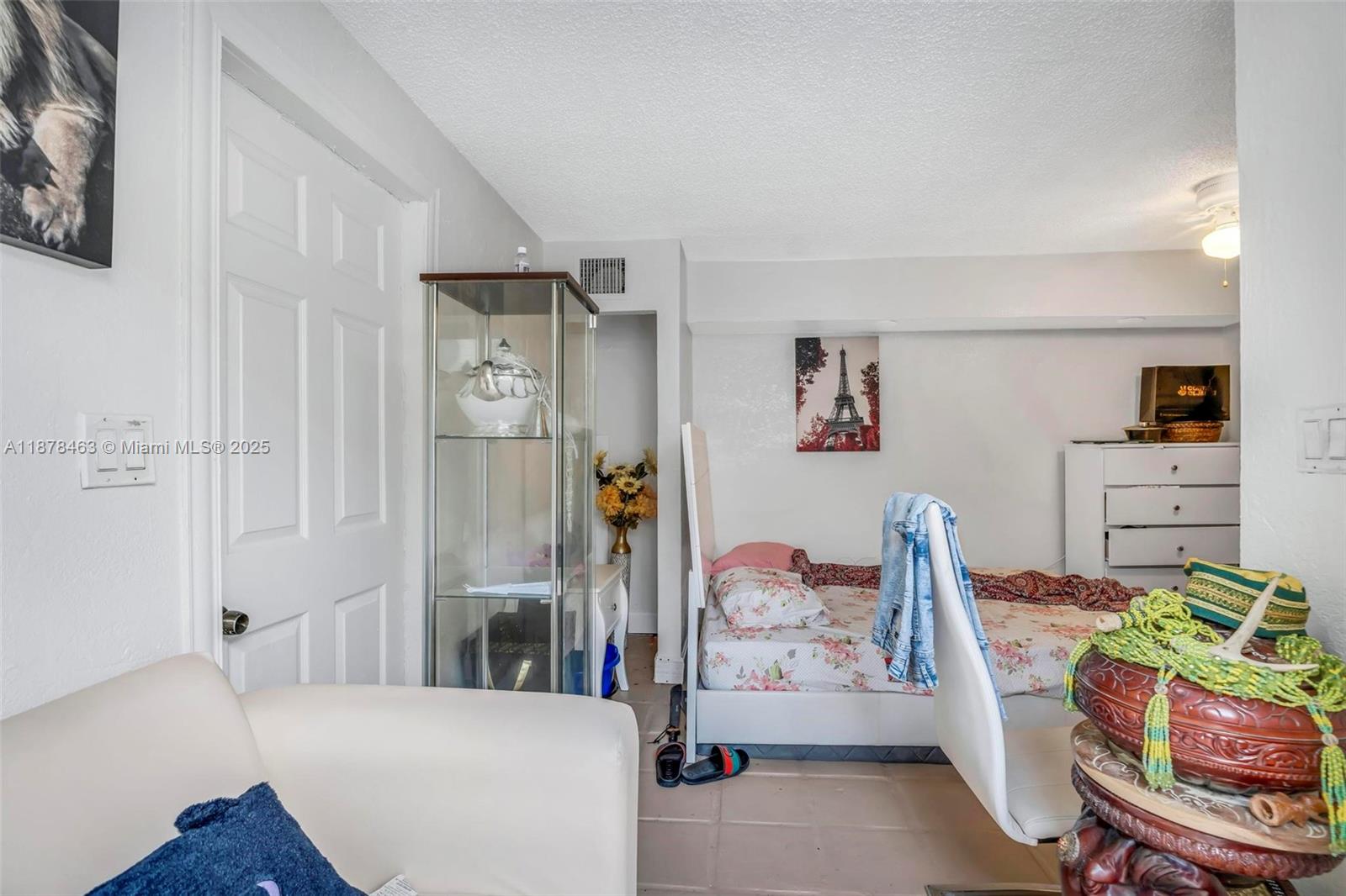 HOLLEMAN MANOR NO 2 2ND A - Residential