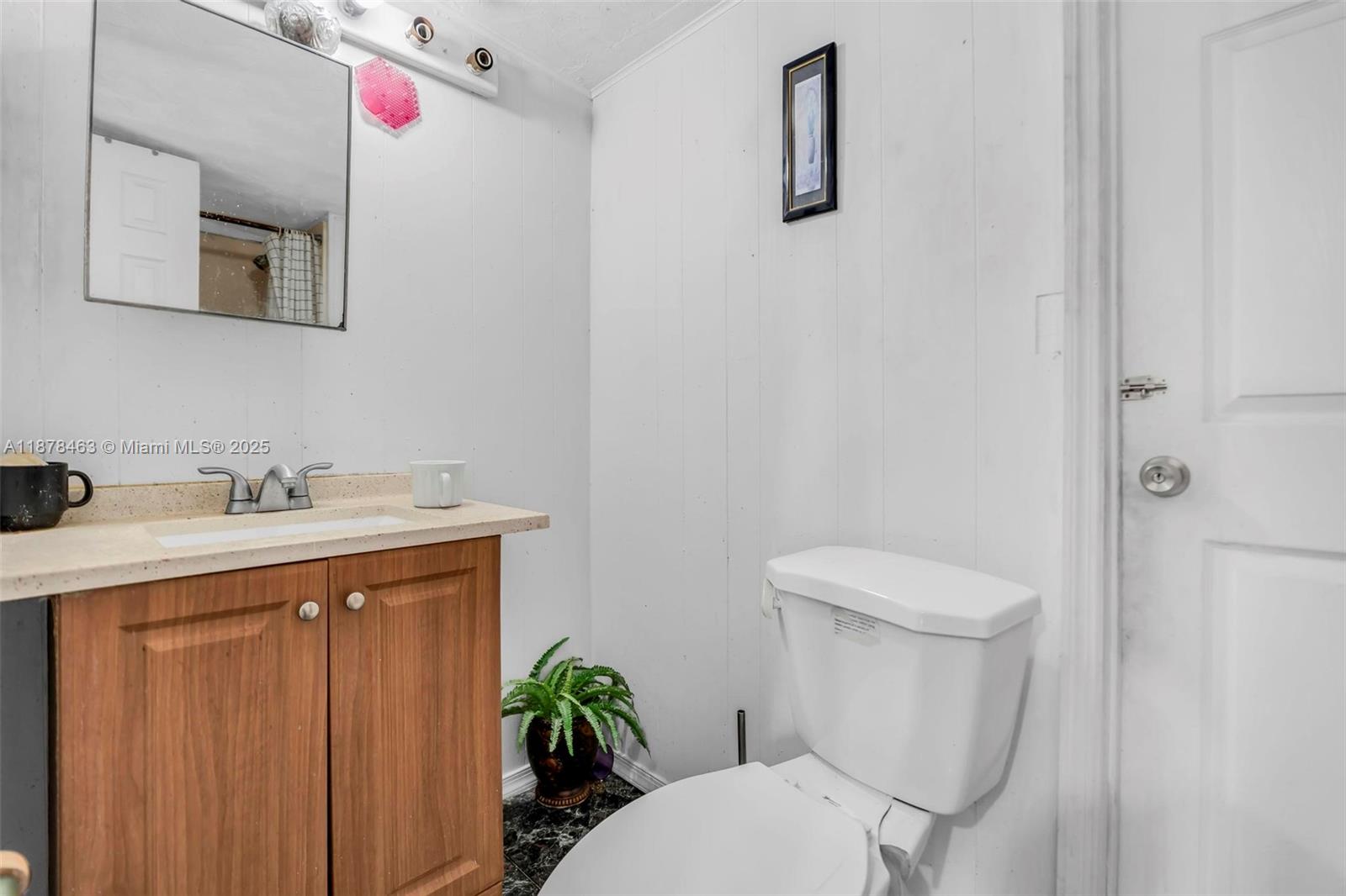 HOLLEMAN MANOR NO 2 2ND A - Residential