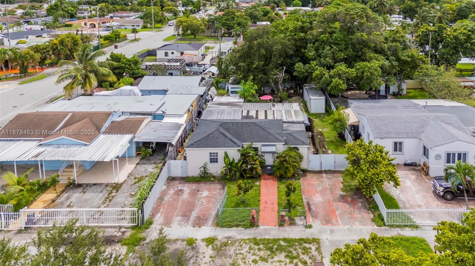 HOLLEMAN MANOR NO 2 2ND A - Residential