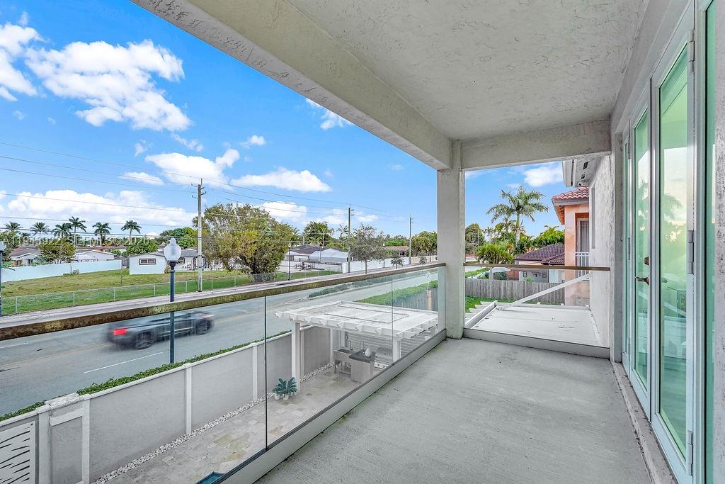 CENTURY GARDENS - Residential