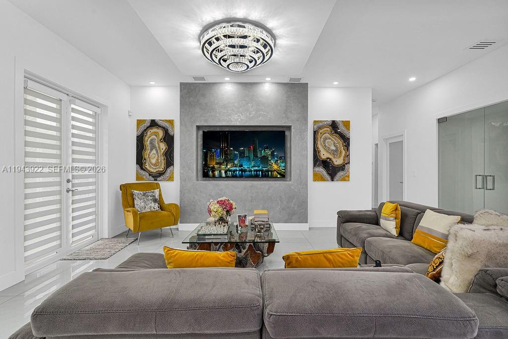 CENTURY GARDENS - Residential