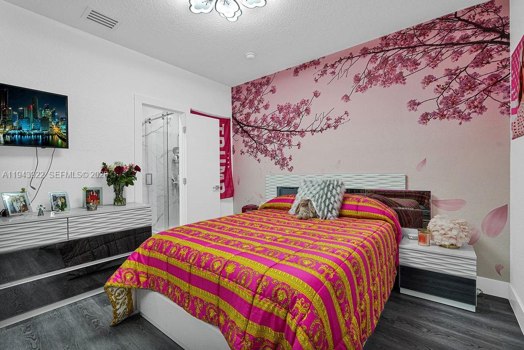 CENTURY GARDENS - Residential