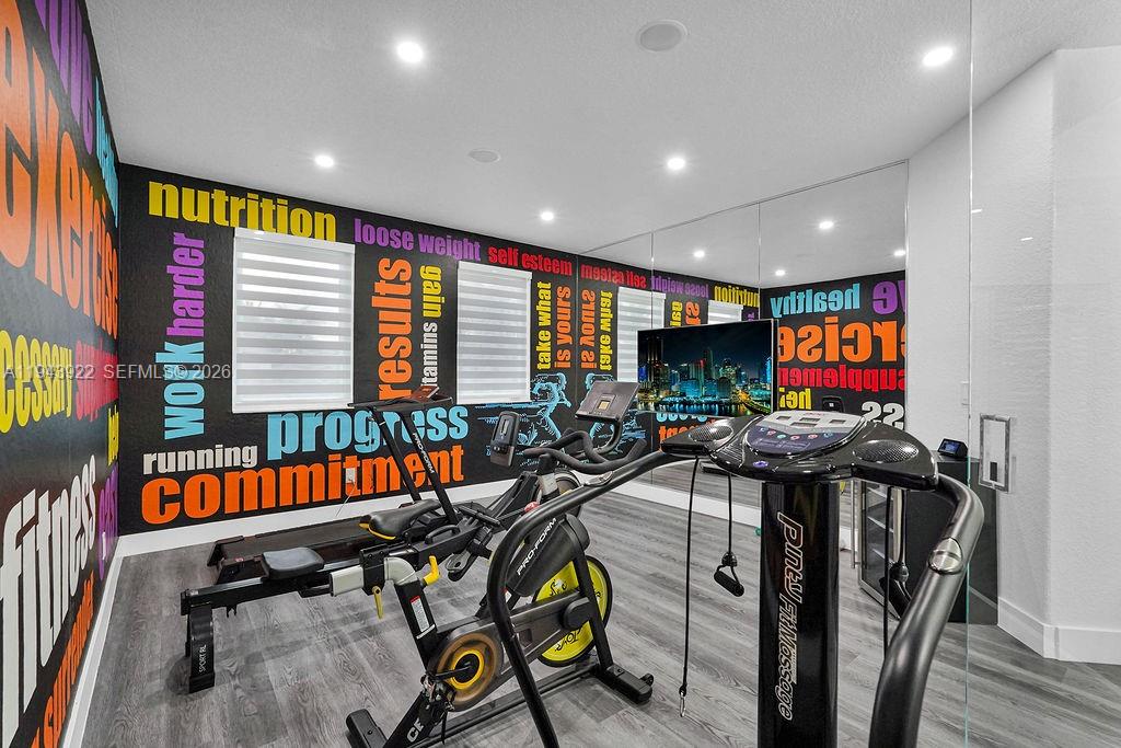 CENTURY GARDENS - Residential