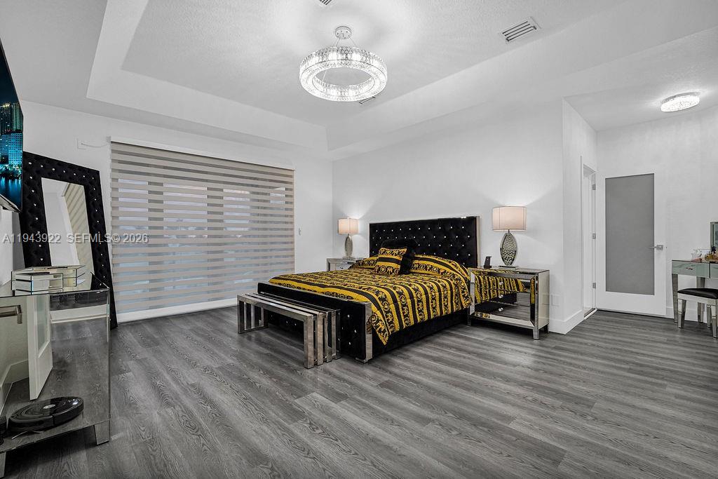 CENTURY GARDENS - Residential