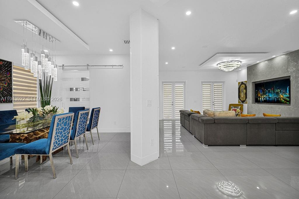 CENTURY GARDENS - Residential