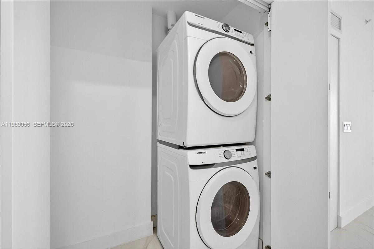 ARIA RESERVE - Residential