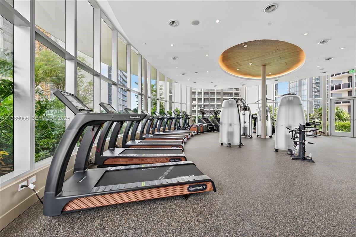 ARIA RESERVE - Residential