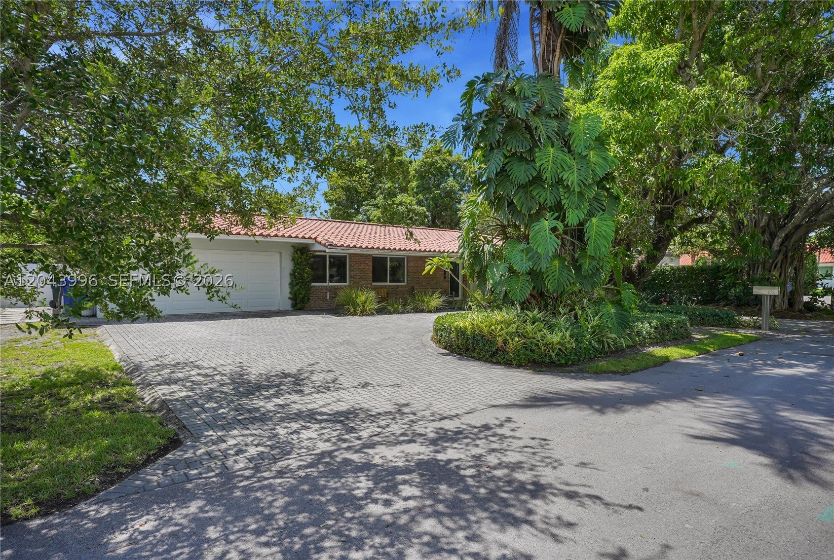 5721 SW 59th Ct - Image 1