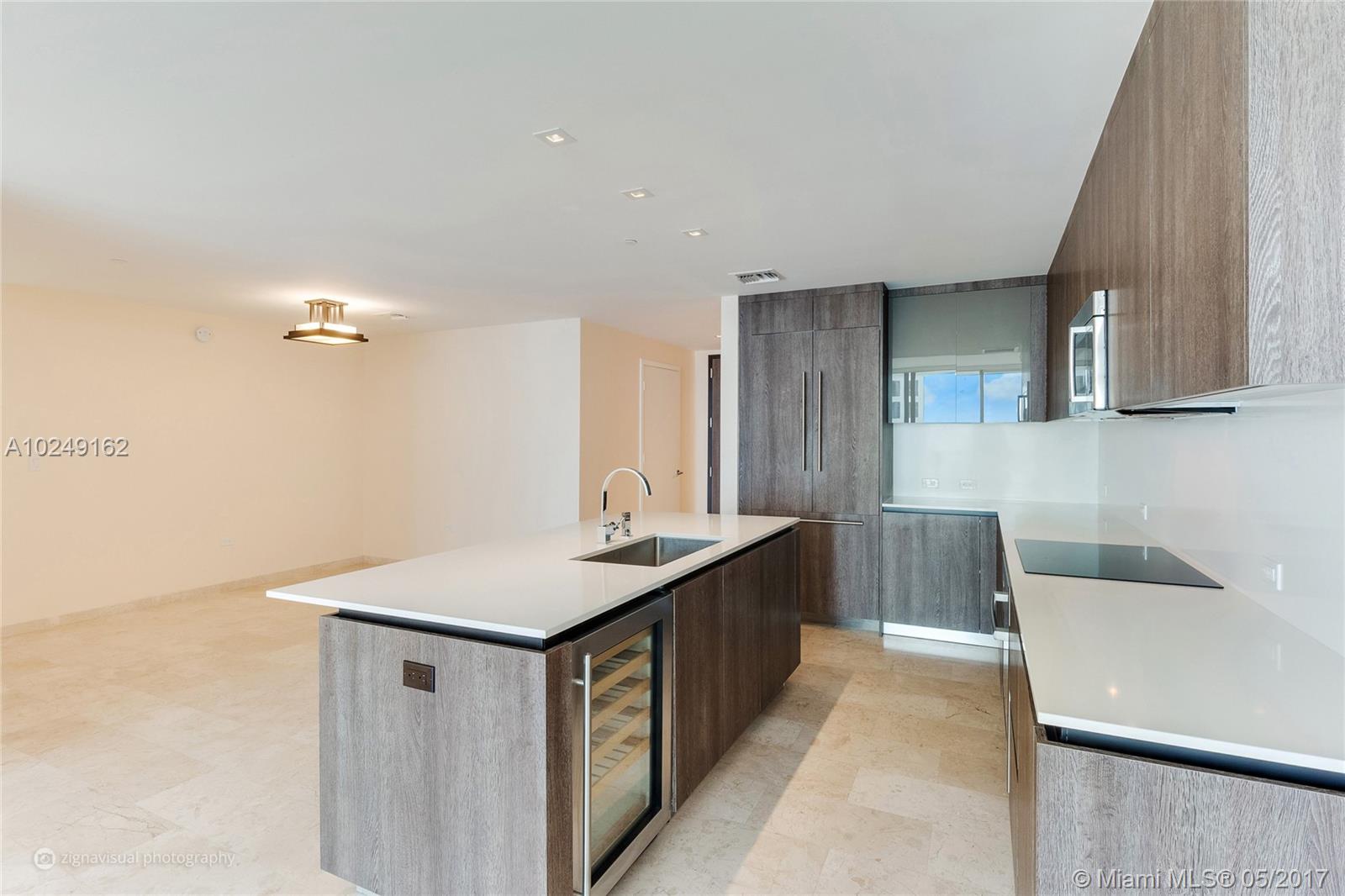 REACH BRICKELLCITYCENTRE - Residential Lease