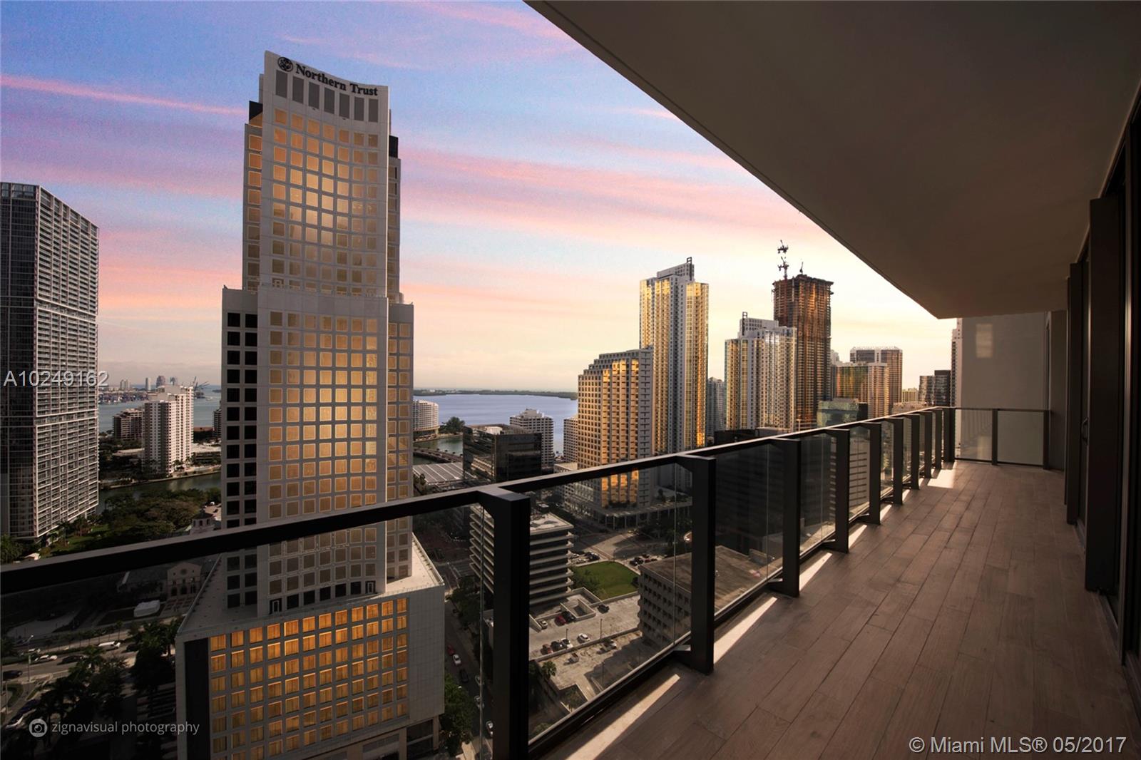 REACH BRICKELLCITYCENTRE - Residential Lease