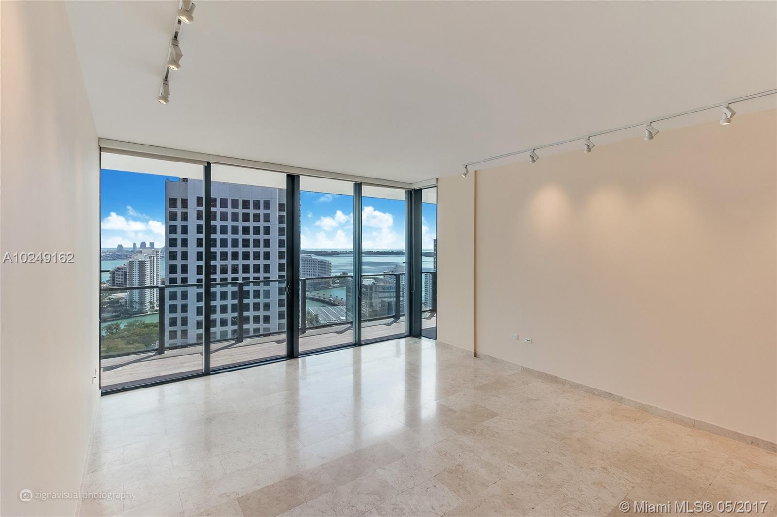 REACH BRICKELLCITYCENTRE - Residential Lease