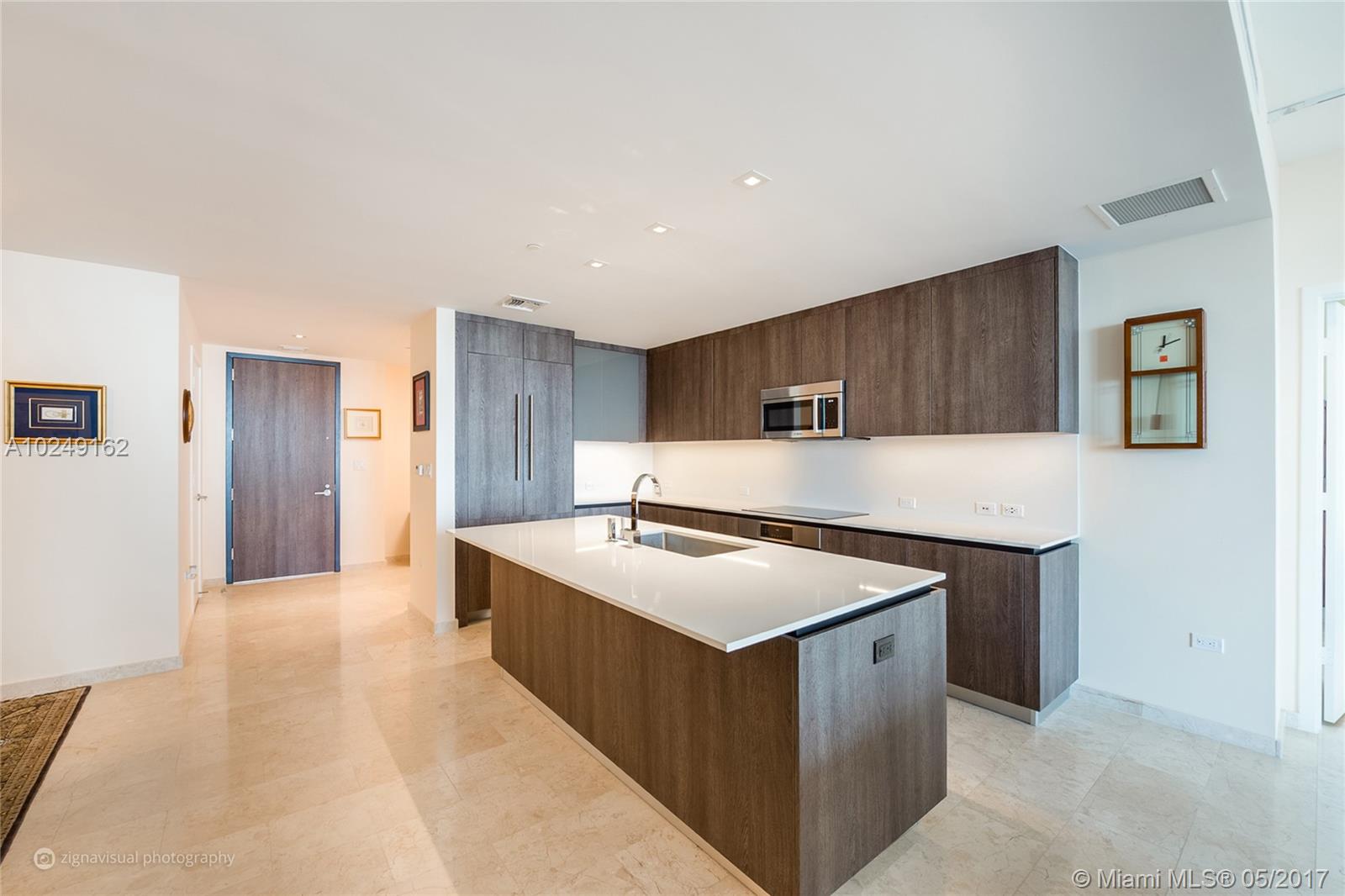 REACH BRICKELLCITYCENTRE - Residential Lease