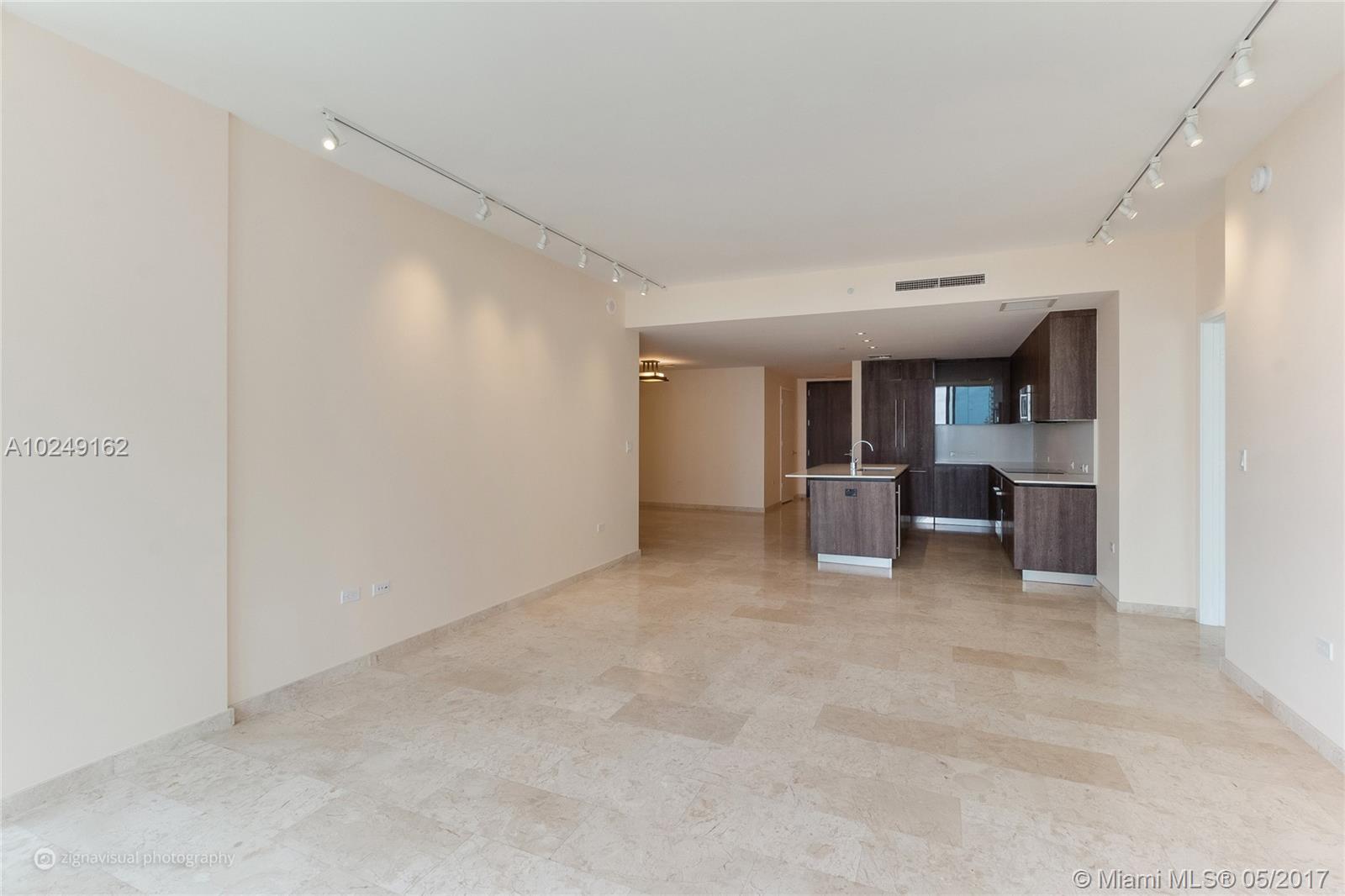 REACH BRICKELLCITYCENTRE - Residential Lease
