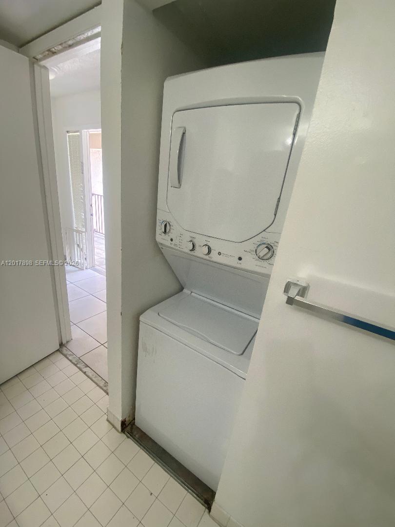 PARC VISTA CONDO - Residential Lease
