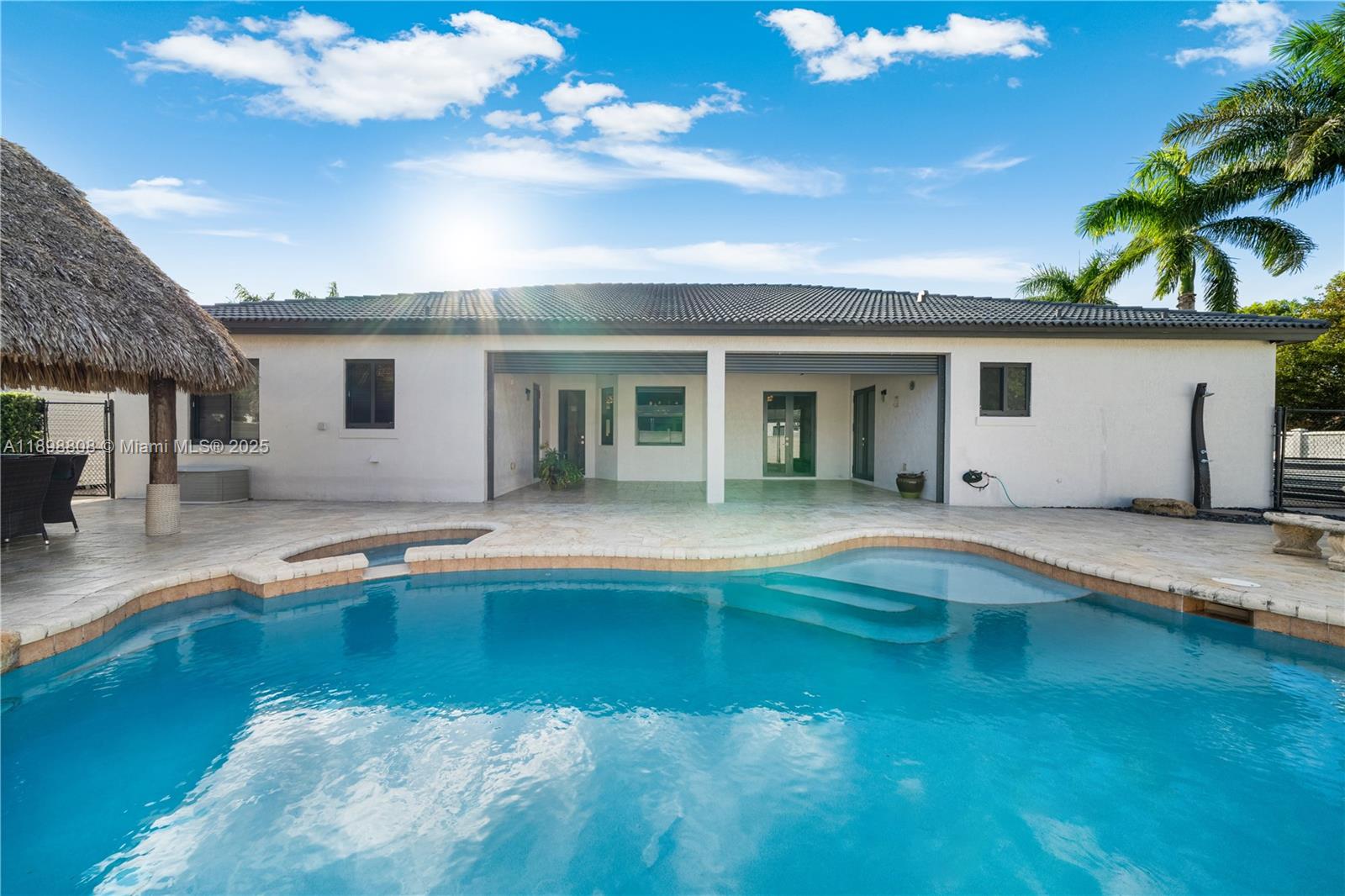 MUSTANG RANCHES - Residential