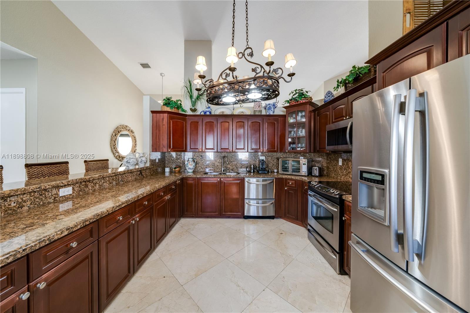 MUSTANG RANCHES - Residential