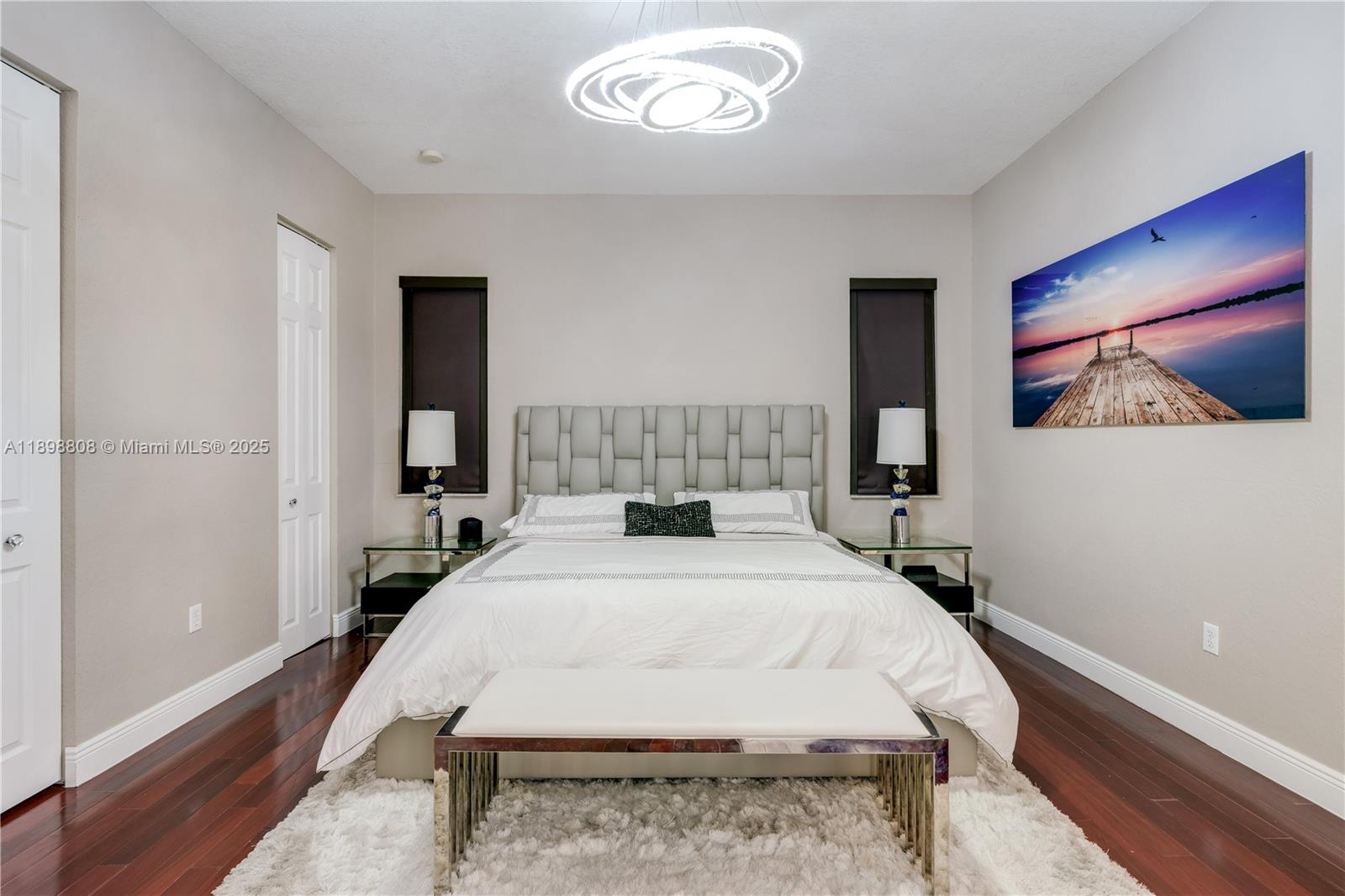 MUSTANG RANCHES - Residential