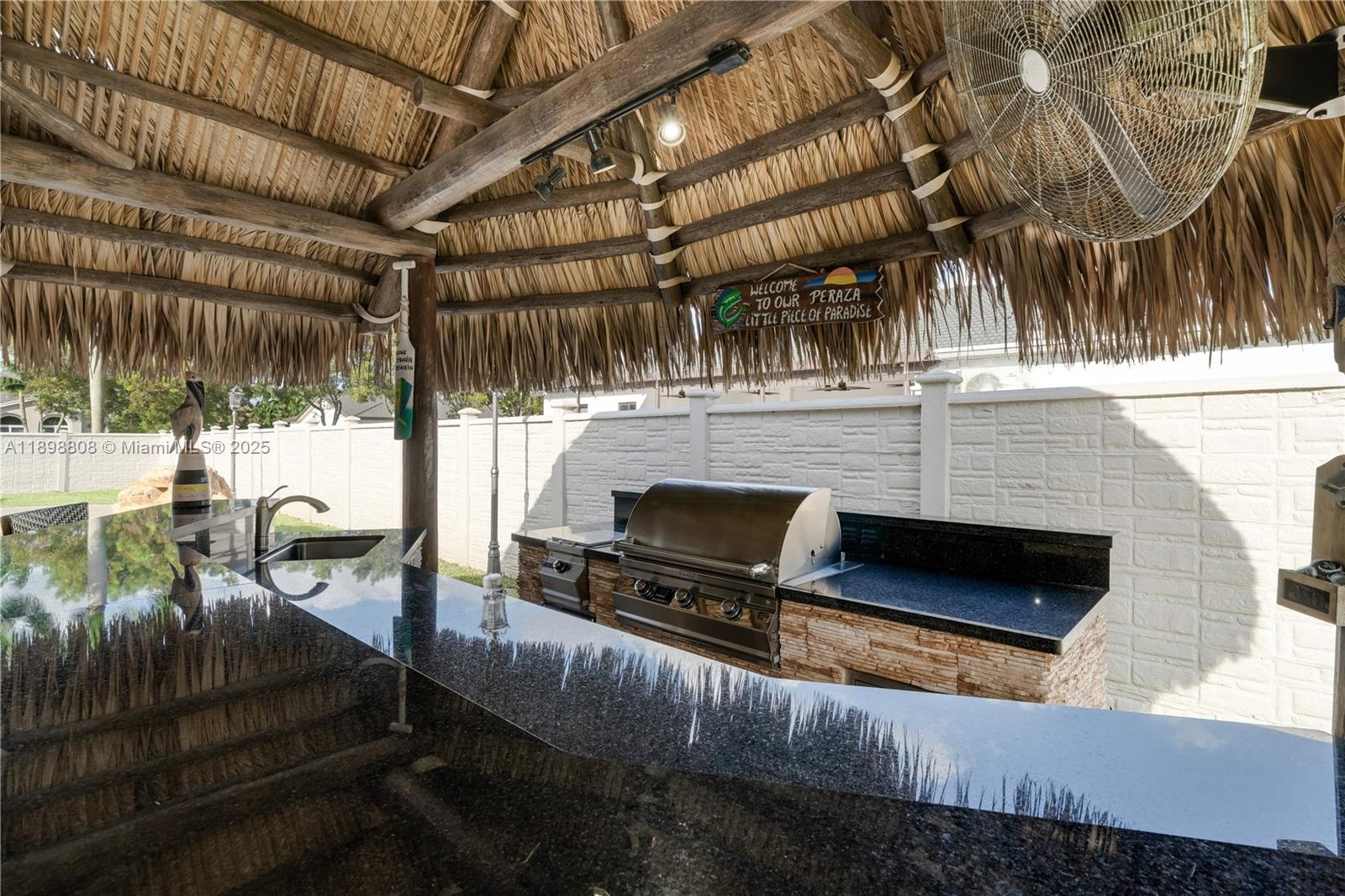 MUSTANG RANCHES - Residential