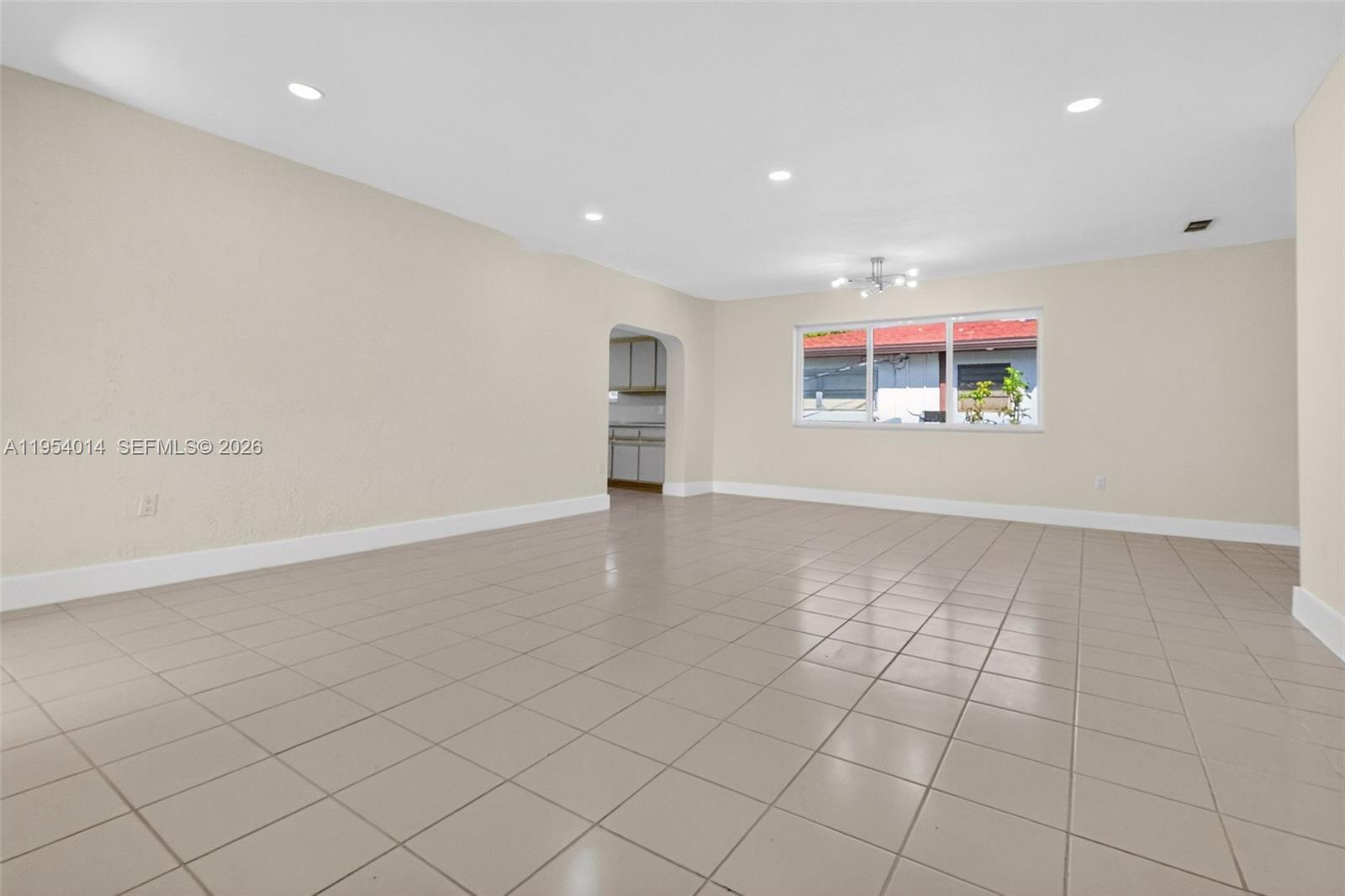 TREASURE ISLAND - Residential