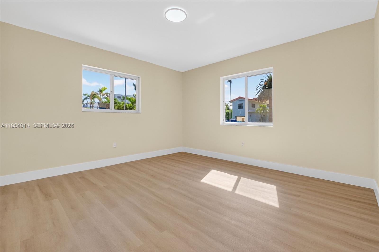 TREASURE ISLAND - Residential