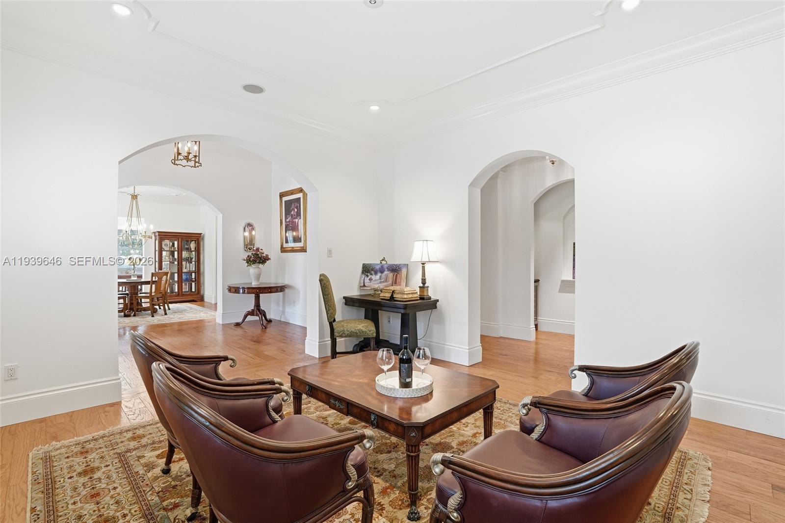 COLONIAL FARMS - Residential