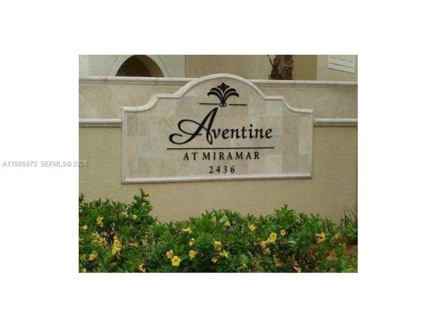 Live in a Resort style complex, best 1/1 + garage in complex, granite countertop kitchen, huge walk in closet. Complex has 2 community pools, gym, child playground, Tennis Court, BBQ areas and beautiful lake views. Won't last act fast. Your clients will love it.