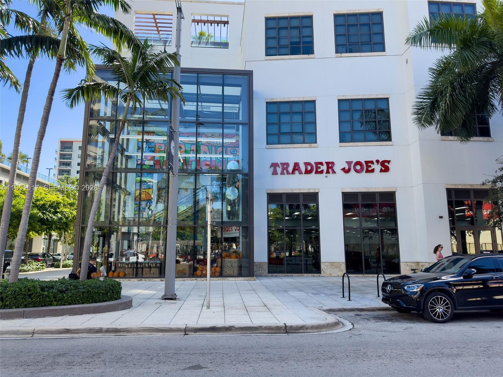 MIDBLOCK MIAMI CONDO - Residential