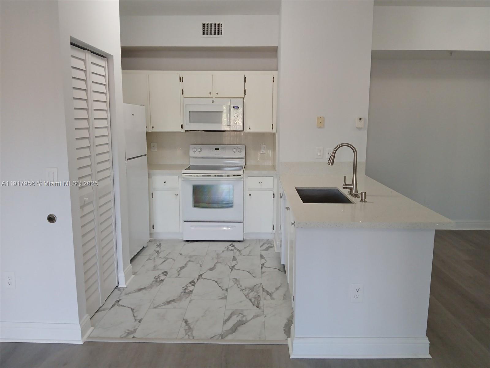 PALM GARDENS AT DORAL CON - Residential Lease