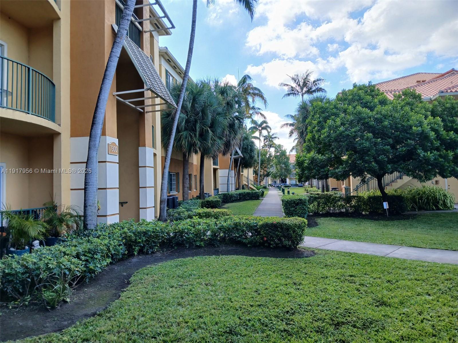 PALM GARDENS AT DORAL CON - Residential Lease
