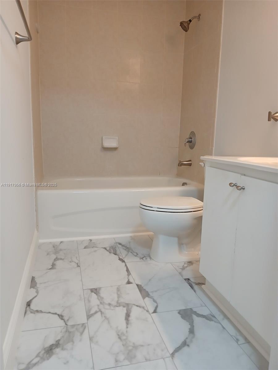 PALM GARDENS AT DORAL CON - Residential Lease