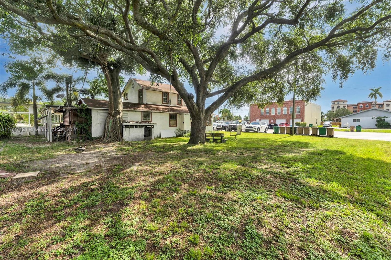 Davie 3-71 D - Residential Income