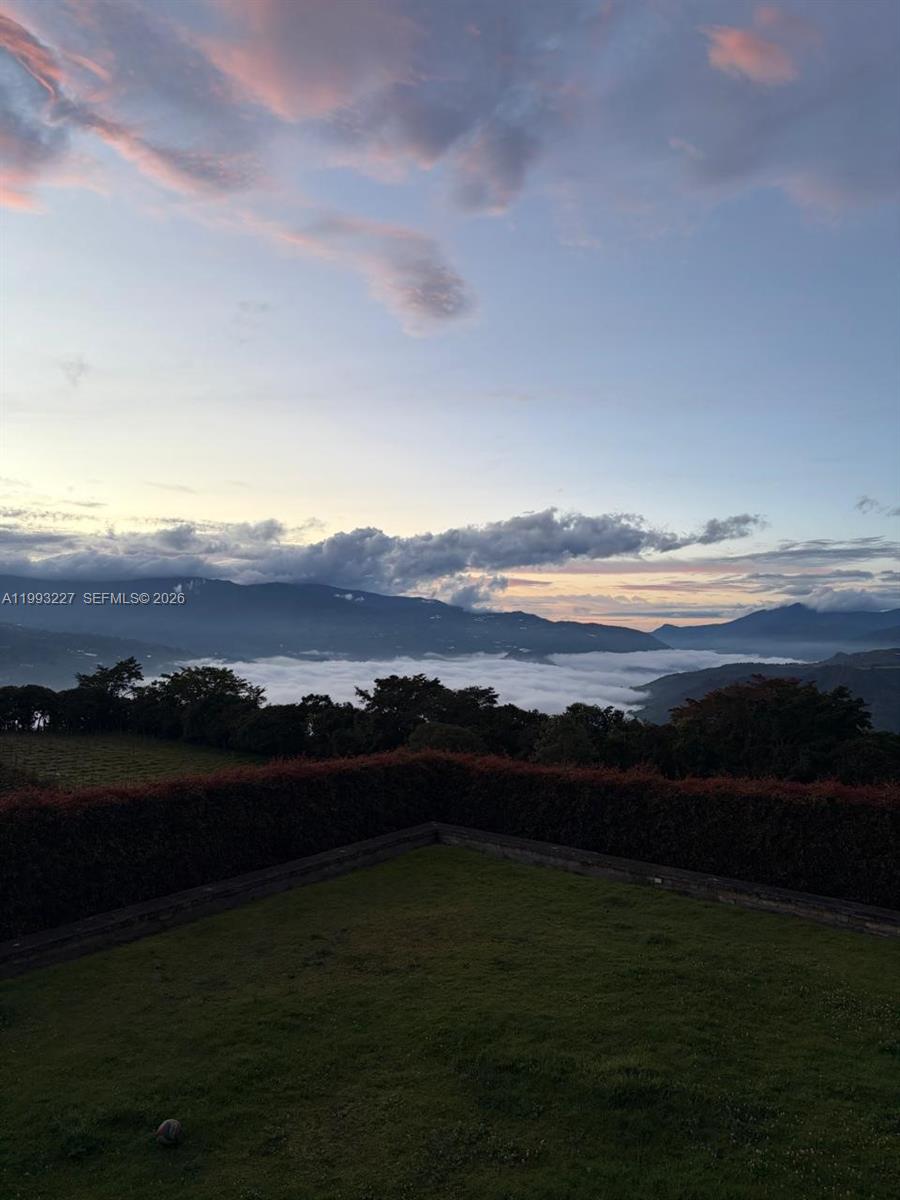 VEREDA BOBADILLA - Residential