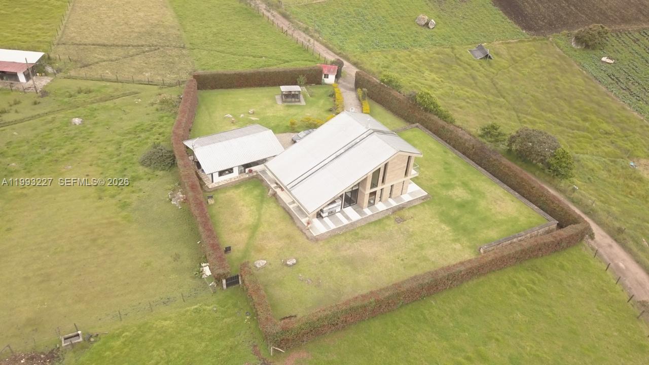 VEREDA BOBADILLA - Residential