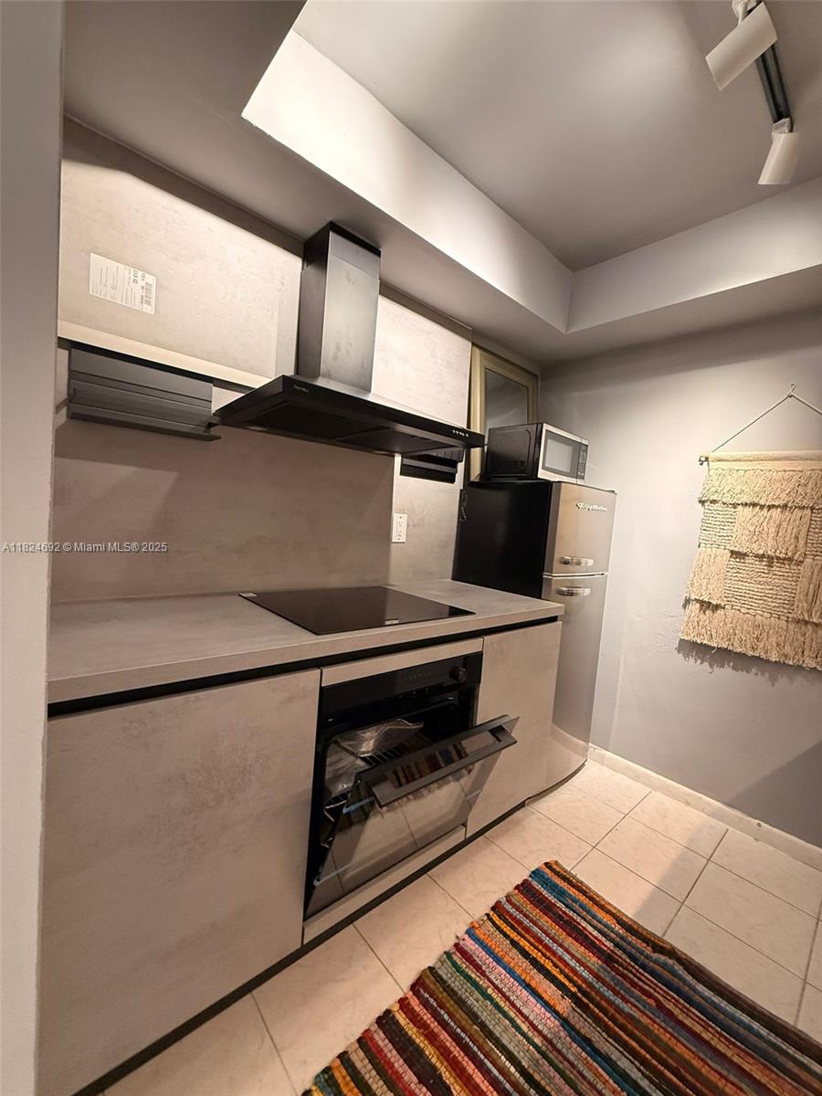 YORKDALES CARALLTON ISLE - Residential